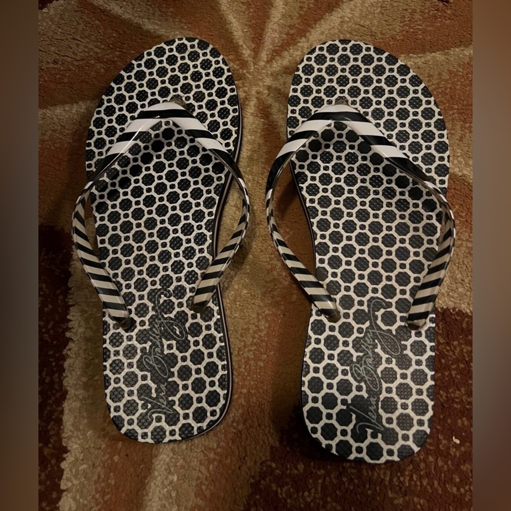 Vera Bradley Flip Flops